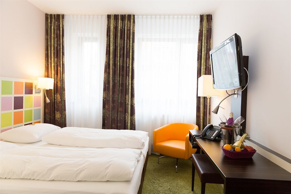 Hotel Arooma Erding Kültér fotó
