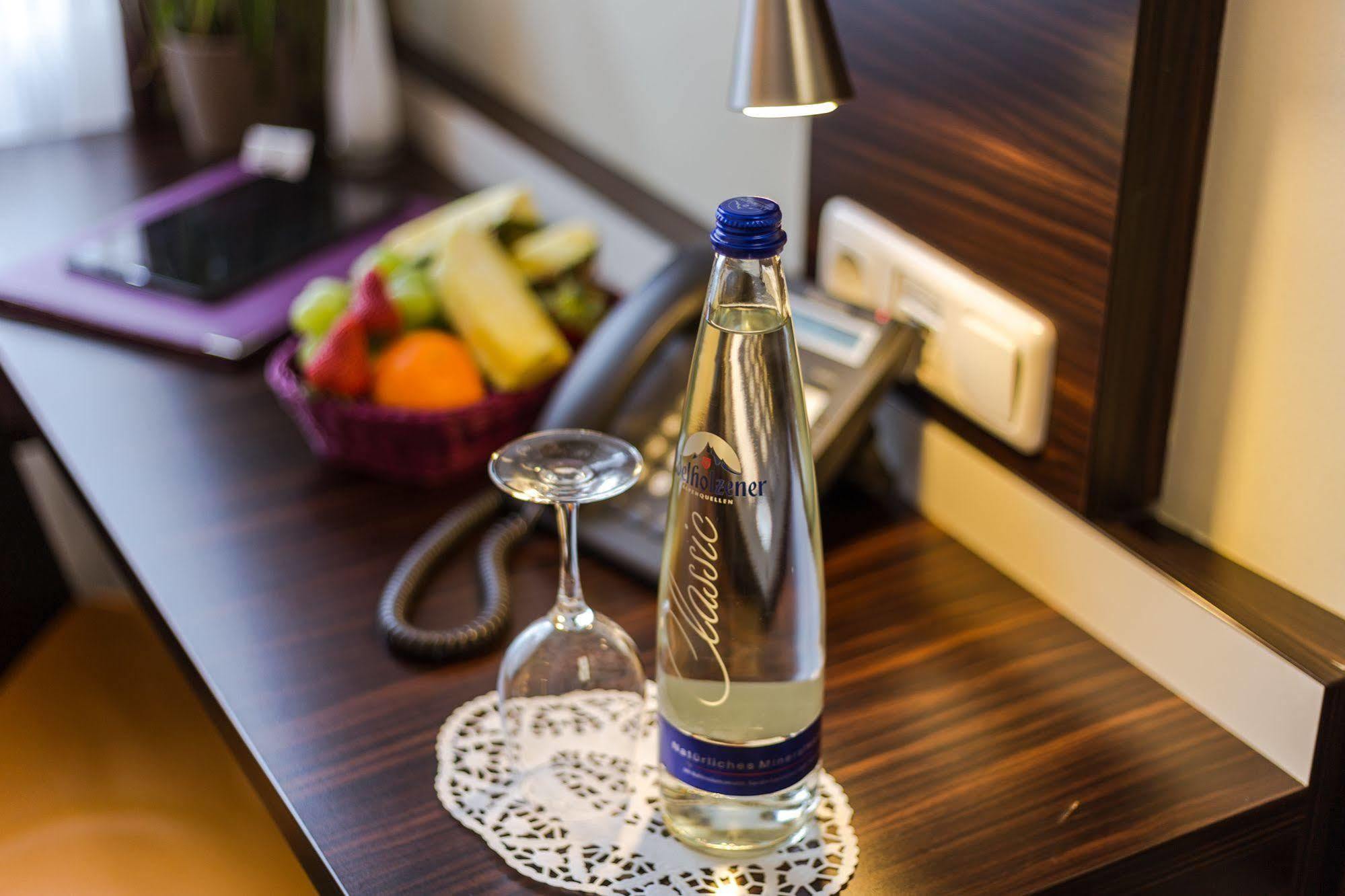 Hotel Arooma Erding Kültér fotó