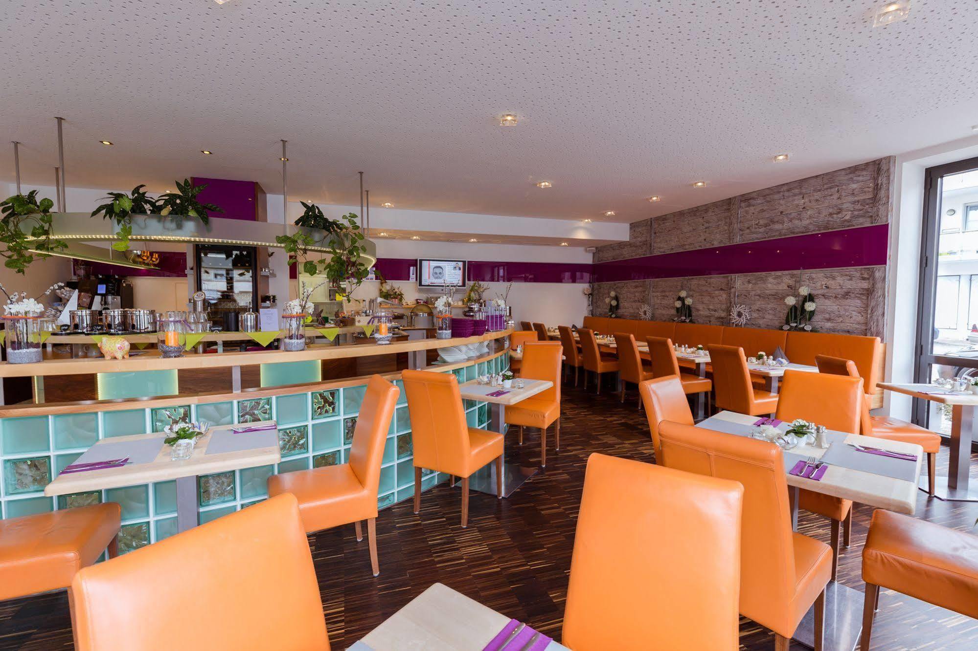 Hotel Arooma Erding Kültér fotó