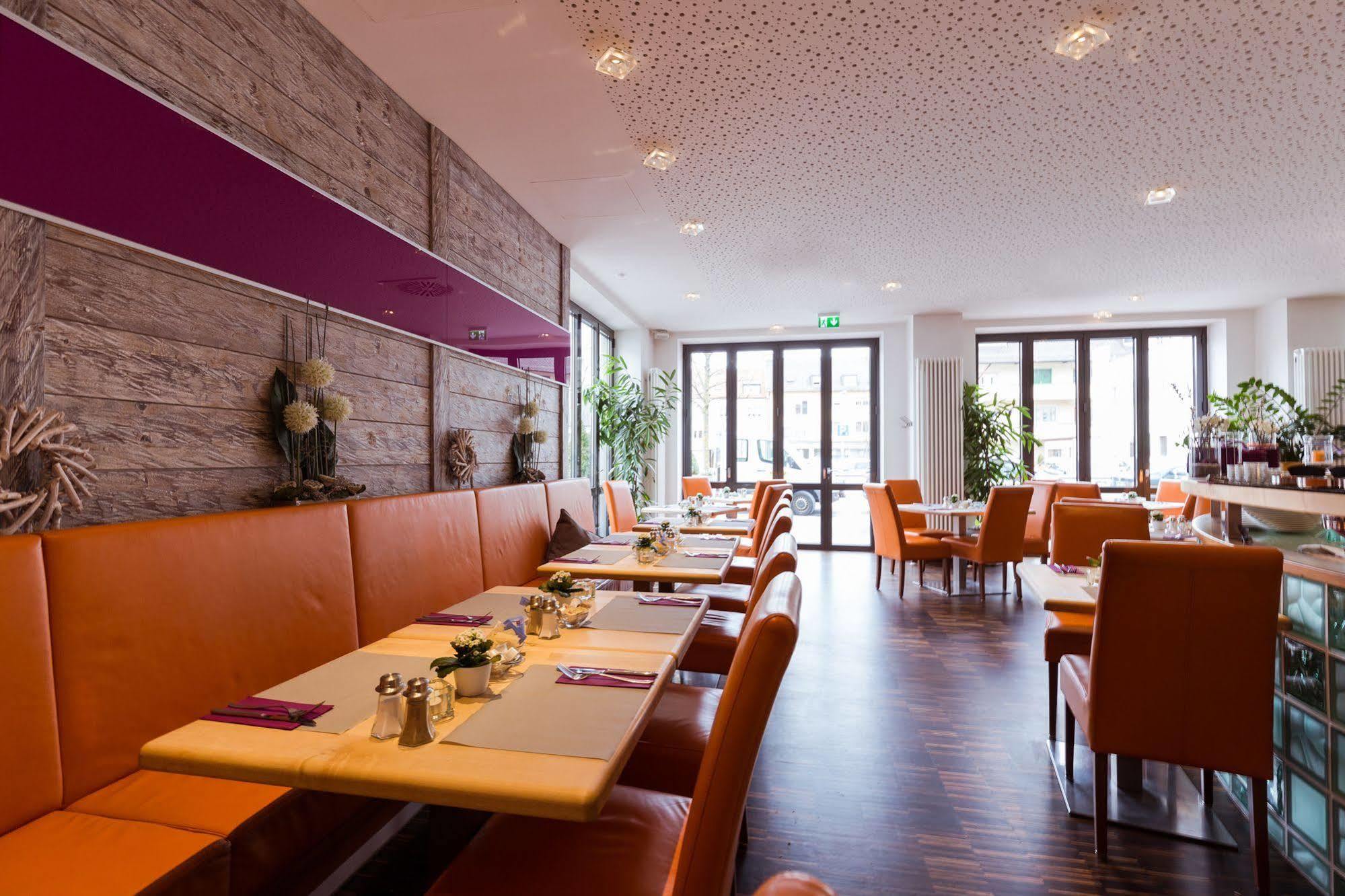 Hotel Arooma Erding Kültér fotó