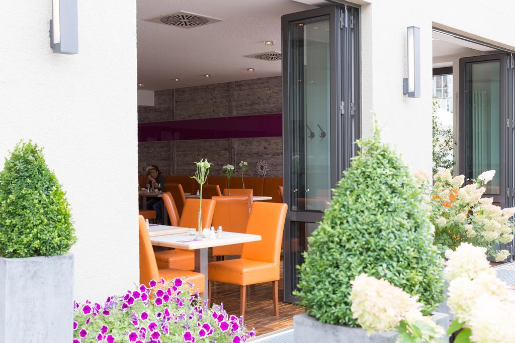 Hotel Arooma Erding Kültér fotó